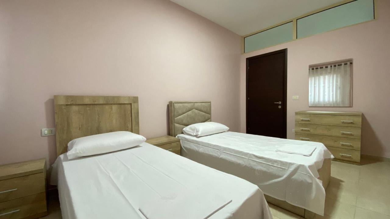 Ona'S Apartments Lushnjë المظهر الخارجي الصورة