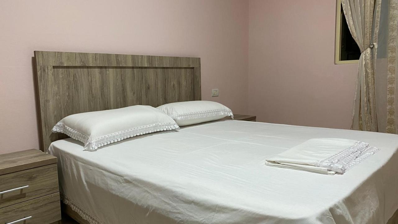 Ona'S Apartments Lushnjë المظهر الخارجي الصورة